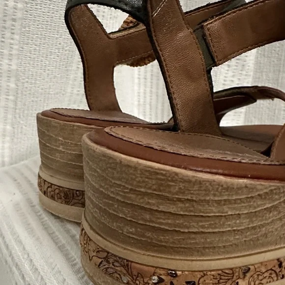 Remonte Brown and Dark charcoal Gray Sandals with Low Wedge Heel - Picture 5 of 13